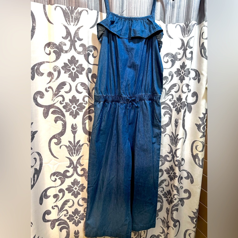 EUC Cat & Jack Girl's Blue Denim Jumpsuit Size M